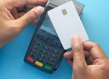 5 Reasons to Use Your Credit Card